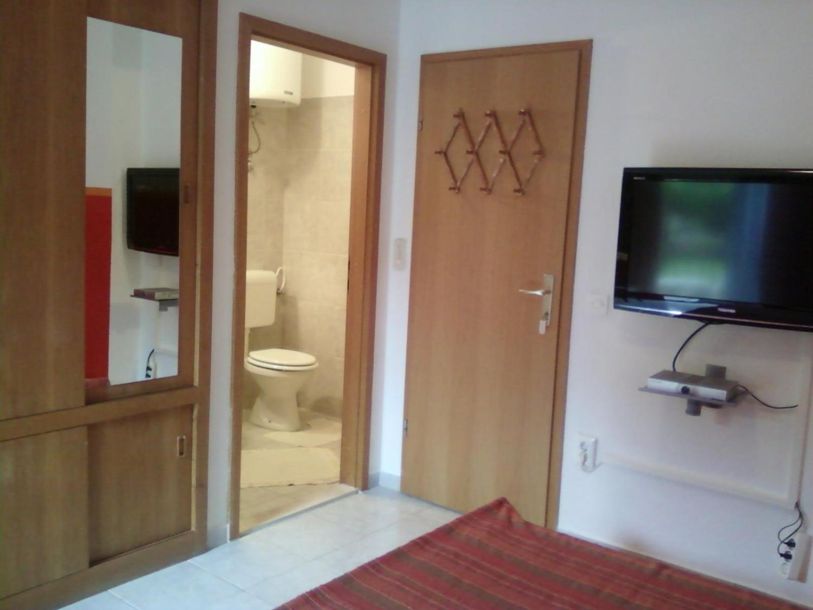 Rooms & Studio Villa Tatjana Supetar Exterior photo